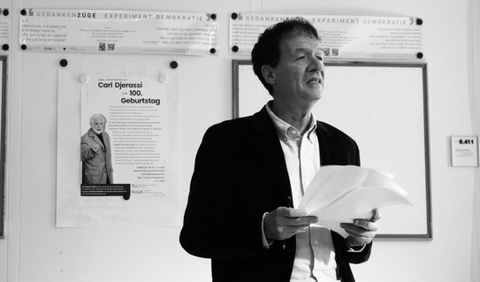 Foto von Prof. Dr. Walter Grünzweig