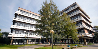 The picture shows the EF 50 building in the summer